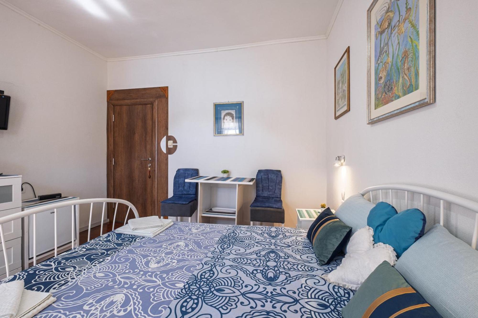 Bluemarine Rooms & Apartments เปราสต์ ภายนอก รูปภาพ